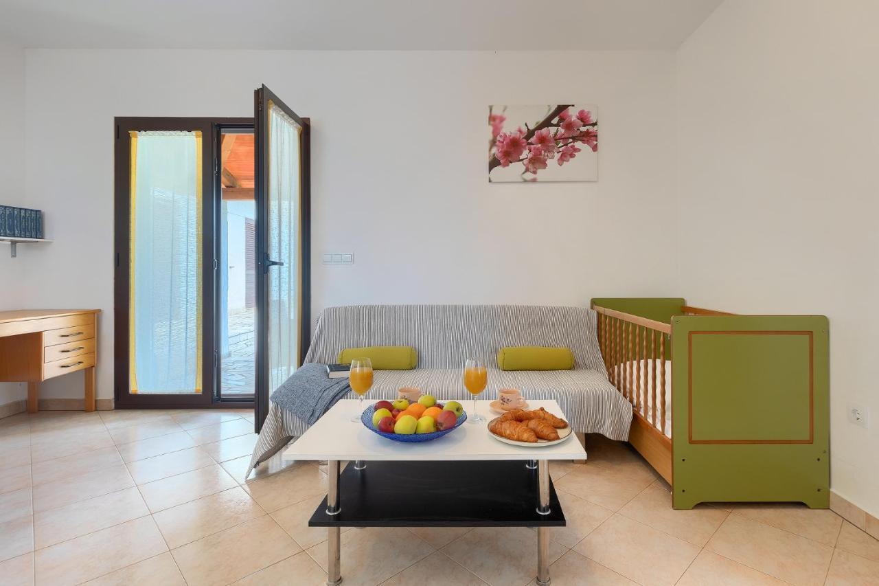Apartmani Martina Porec Exterior photo