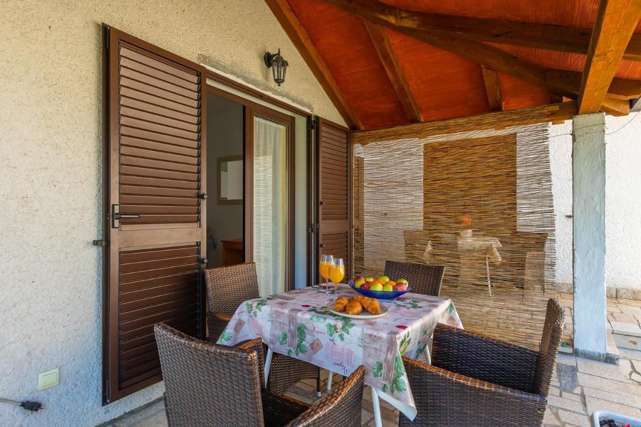 Apartmani Martina Porec Exterior photo